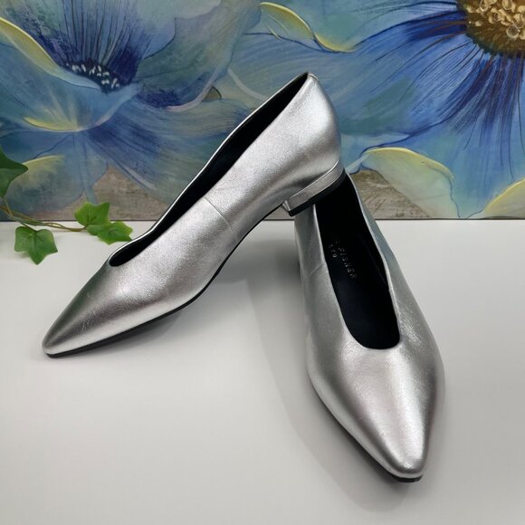 Marc Fisher Women's Gunner Pointy Toe Slip- On Dress Flats in Silver Size 6 - Picture 4 of 10